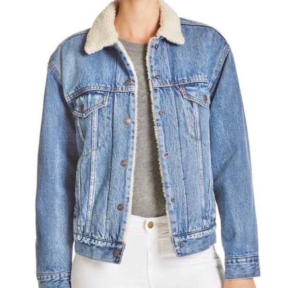 Levi’s Ex-Boyfriend‎ Sherpa Trucker Blue Denim Jean Jacket